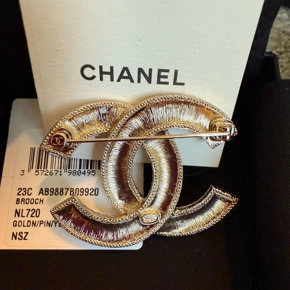 CHANEL this item